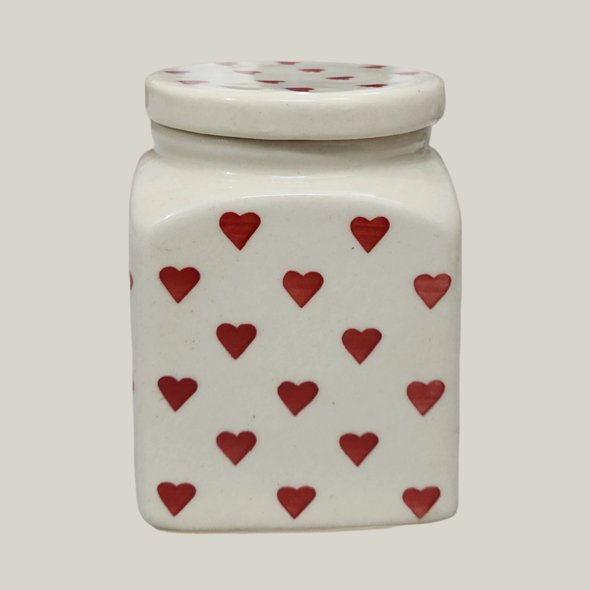 Ceramic airtight storage jar with red heart design and wooden lid, 500ml, for storing tea, coffee, sugar, dry fruits and snacks